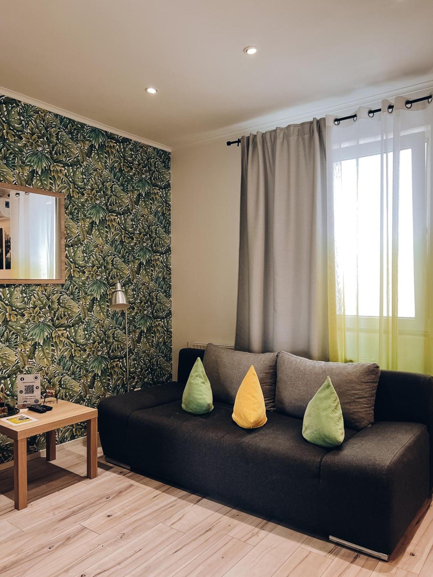 Neuwertiges Apartment Mit Kostenlose Privatparkplatz Auch Fuer Transporter Geeignet R1 Фрайберг-ам-Неккар Екстер'єр фото